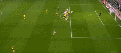 半场：多特1-0弗赖堡，本塞拜尼建功，丘库埃梅卡造险